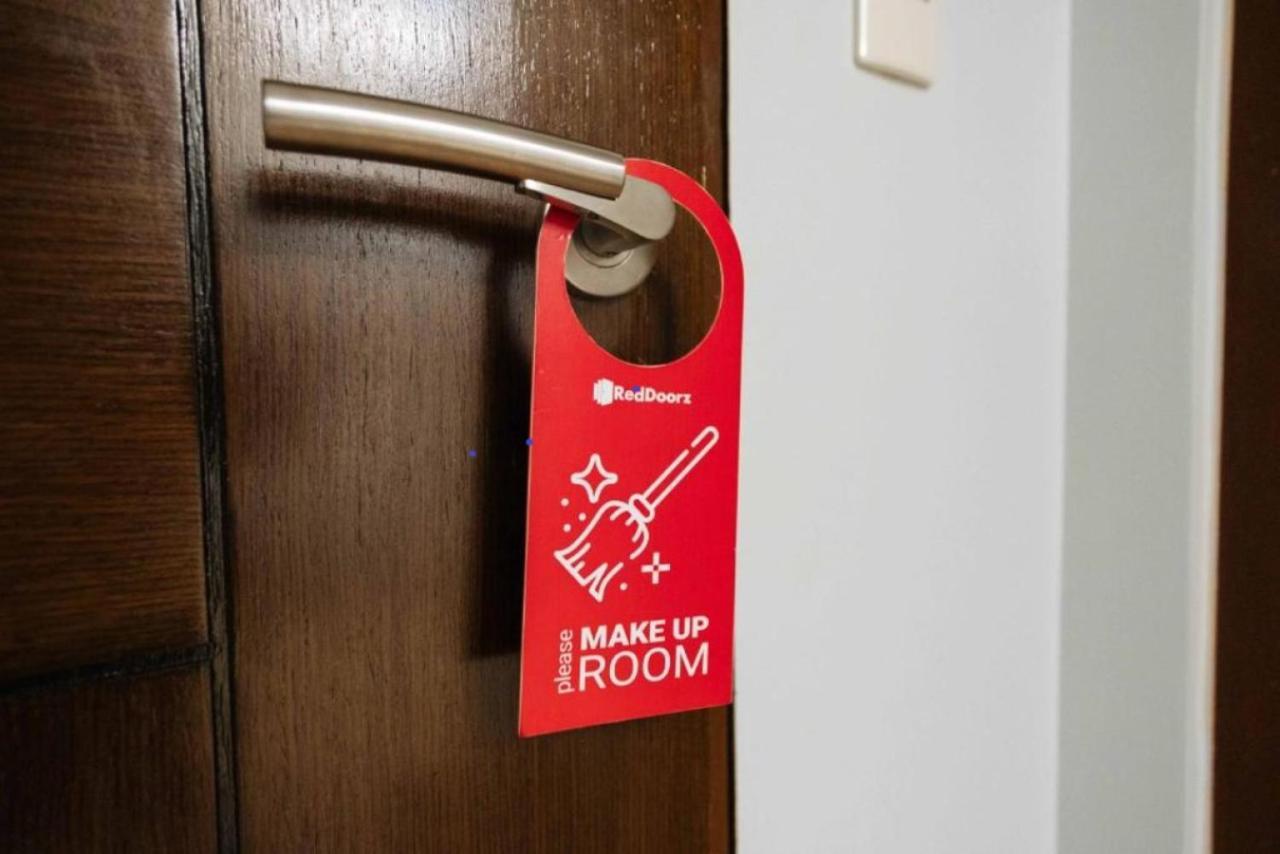 Reddoorz @ Junquera Extension Cebu Eksteriør bilde